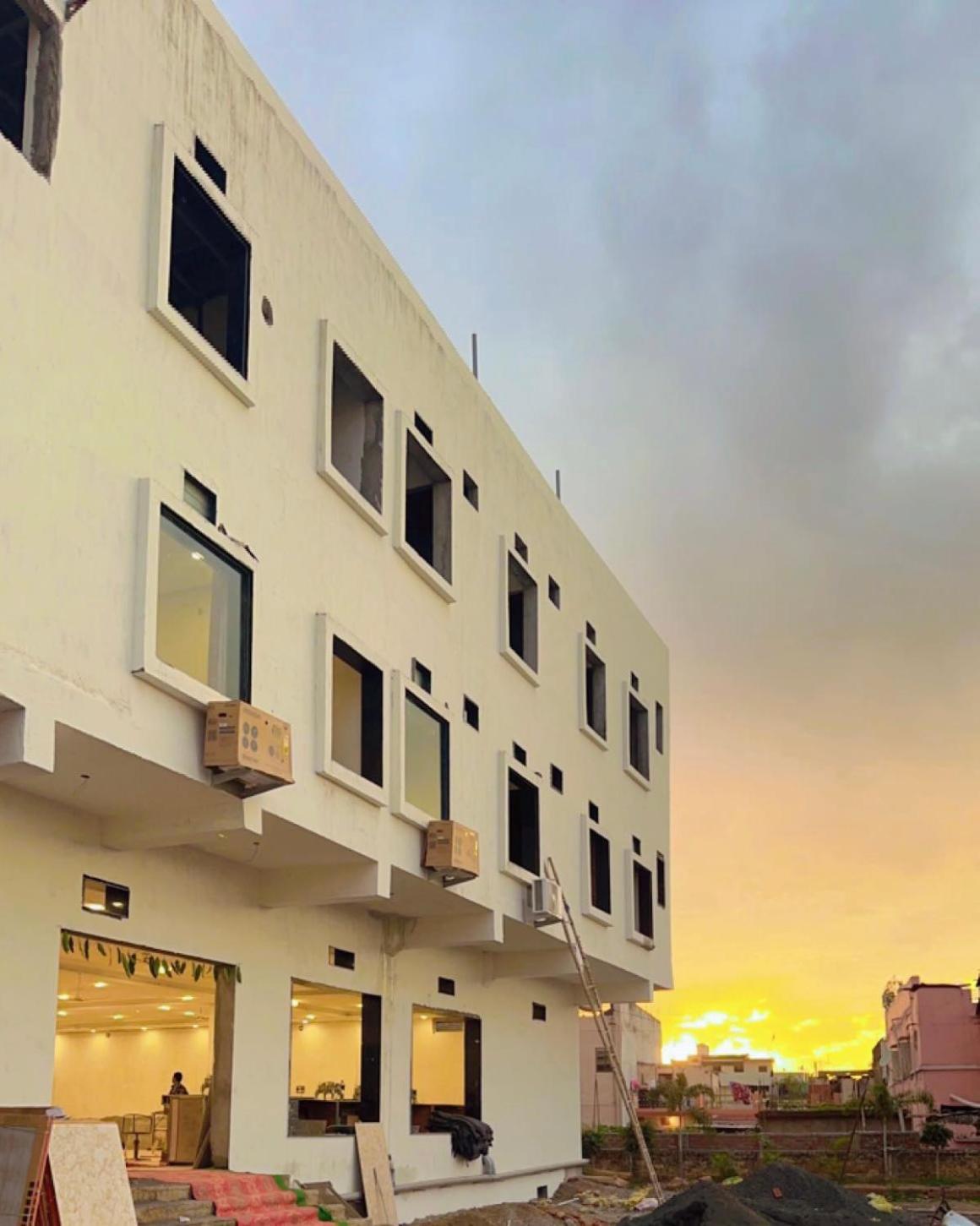 Hotel Dc Signature Jabalpur Ngoại thất bức ảnh